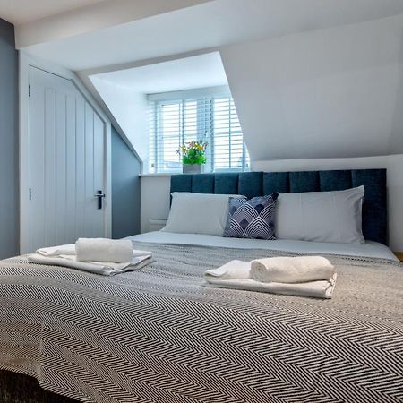 Stamford Central Stay - Stylish 2-Bed Apartment With Wifi Zewnętrze zdjęcie