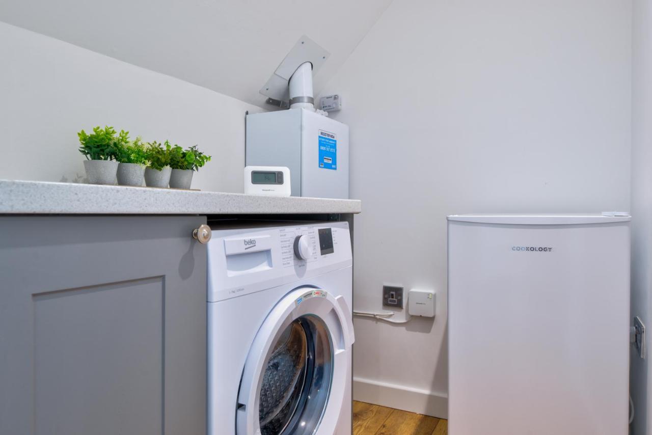 Stamford Central Stay - Stylish 2-Bed Apartment With Wifi Zewnętrze zdjęcie
